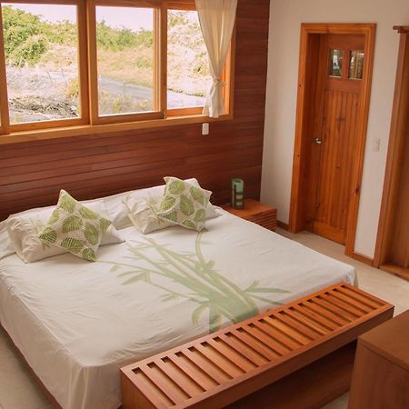 Chez Manany Galapagos Ecolodge Puerto Villamil Buitenkant foto
